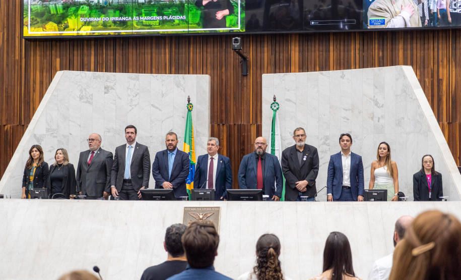 Em Sessão Solene na Alep, Seed-PR celebra avanço em investimentos para as APAEs e Coirmas