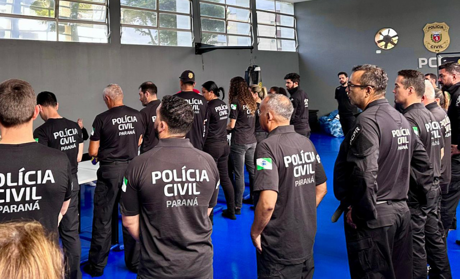 PCPR prepara servidores para uso de armas não letais durante o Verão Maior Paraná