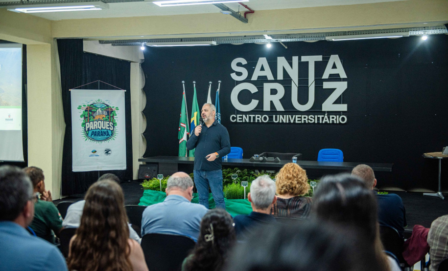 Instituto Água e Terra entregou nesta quinta-feira (11) 10 Planos de Manejo para as Unidades de Conservação (UCs). Nesta sexta-feira (12) será feito o repasse de 19 caminhonetes Ford Ranger.