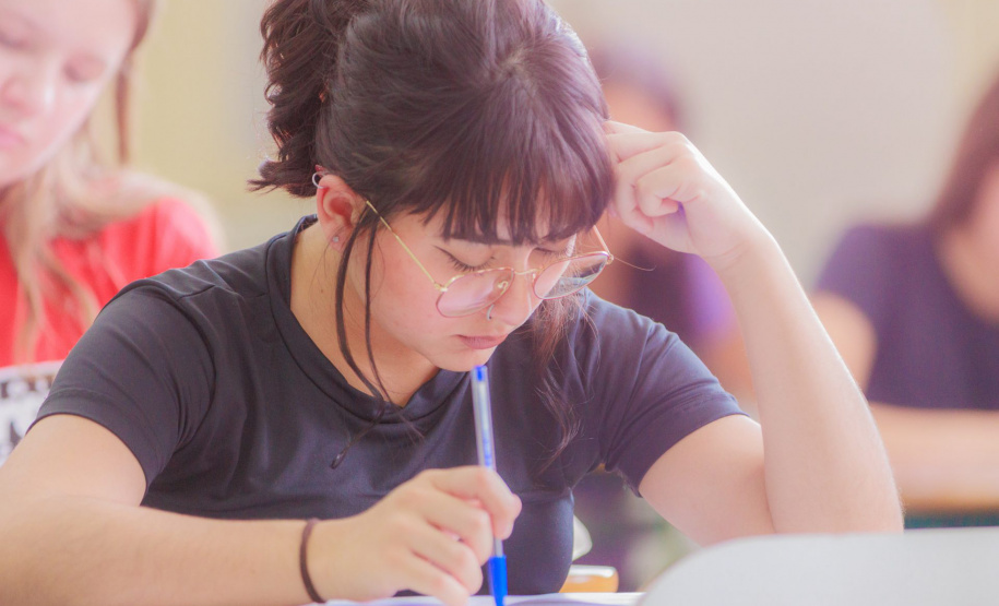 Cerca de 14 mil candidatos realizam o PSS 2025 da UEPG