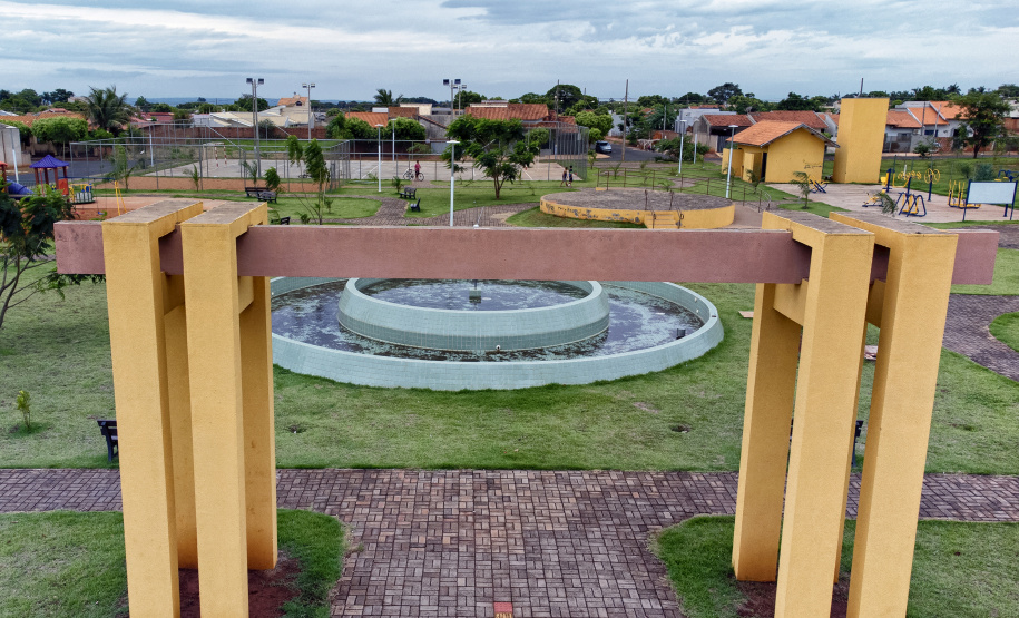 Governo do Estado, por meio do Instituto Água e Terra, entregou 22 novos parques urbanos em 2025.