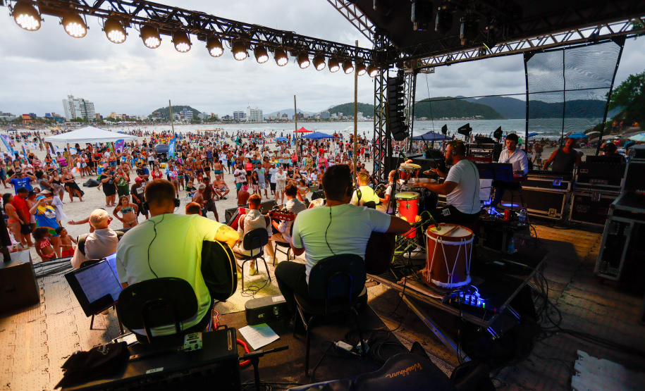 Palcos Sunset: divulgado o resultado provisório do edital para artistas paranaenses