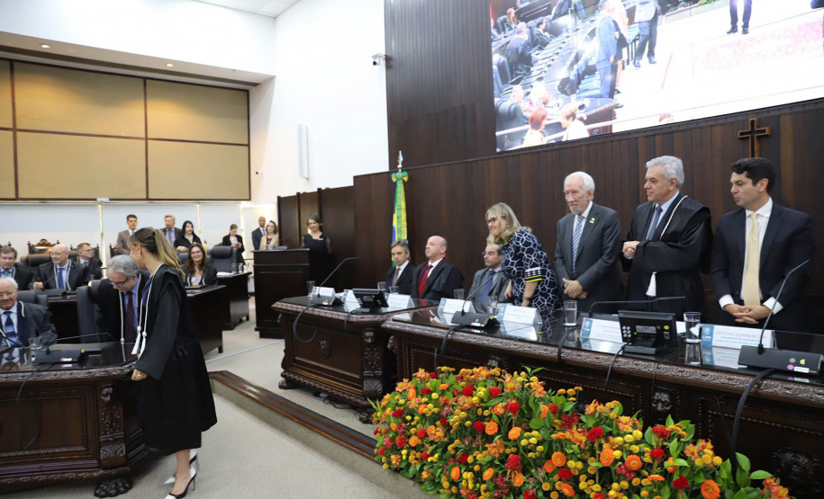 Ex-procuradora-geral do Estado toma posse como desembargadora no TJPR