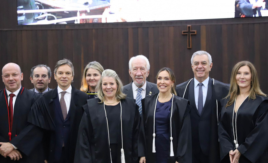 Ex-procuradora-geral do Estado toma posse como desembargadora no TJPR