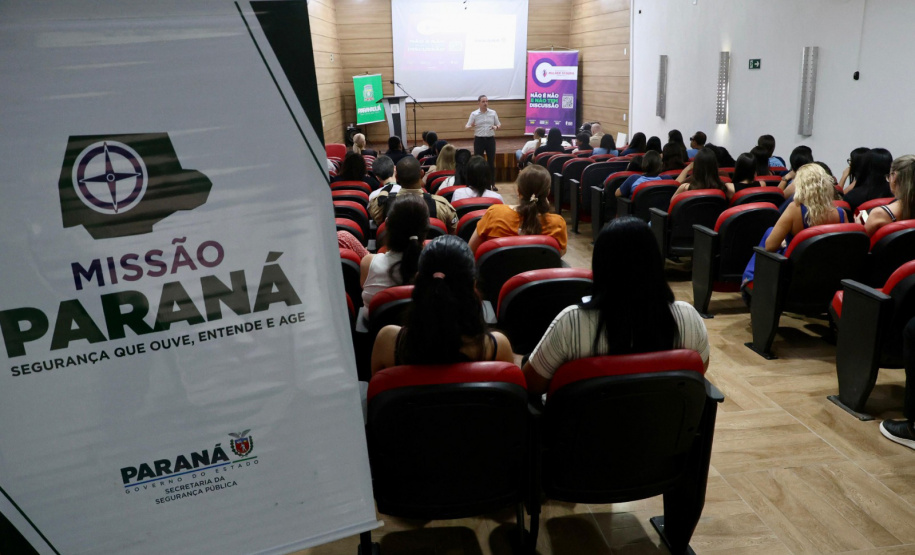 SESP - Missão Paraná IV inicia ações no Litoral com palestras sobre proteção às mulheres e prevenção ao uso de drogas