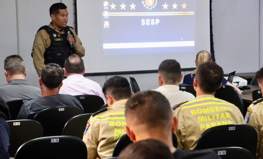 Reunião do CECONSEG em Paranaguá fortalece integração entre comunidade e forças de segurança