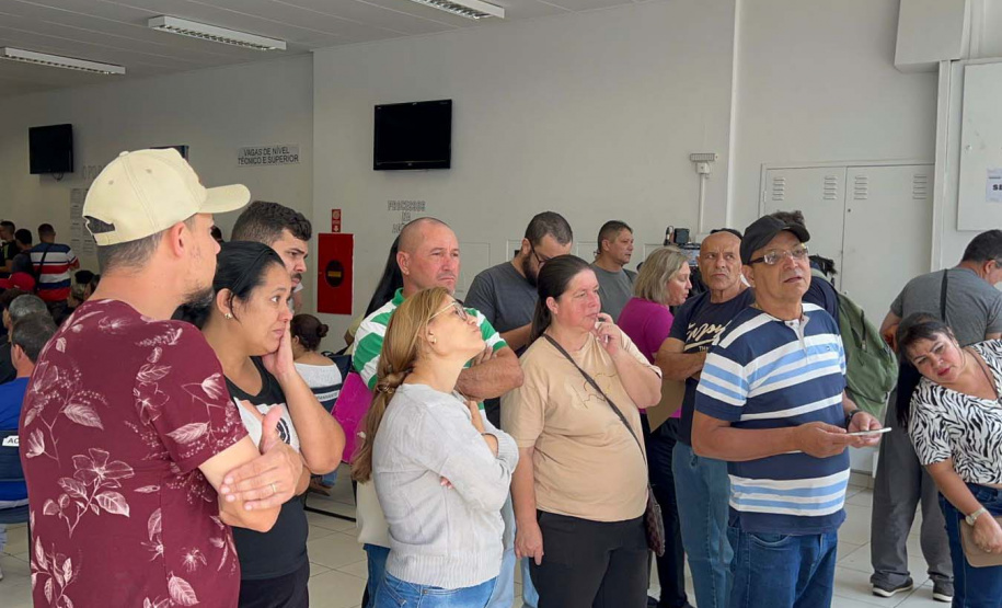 Mutirão de Empregos realizado em Curitiba reúne mais de 15 empresas e registra 792 atendimentos