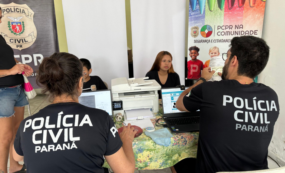 Secretaria de Segurança leva serviços à população da Ilha das Peças durante ação da Missão Paraná IV