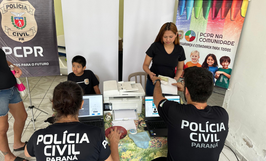 Secretaria de Segurança leva serviços à população da Ilha das Peças durante ação da Missão Paraná IV