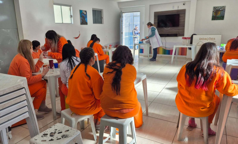 Educação abre seleção de professores para cursos do Programa Mulheres Mil em cinco municípios