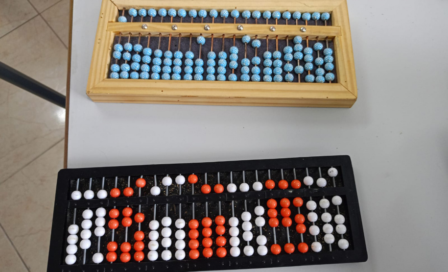 SEED - Dia Nacional da Pessoa com Deficiência Visual: Ações do Paraná garantem aprendizagem e autonomia a alunos cegos e com baixa visão