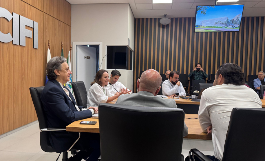 SEEC - Audiência pública debate contratação das obras do Centre Pompidou Paraná, em Foz do Iguaçu