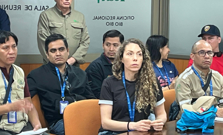 Bombeira conclui curso no Chile e projeta avanços na prevenção de incêndios florestais no Paraná