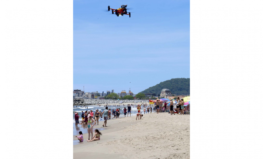 Com drones de alta tecnologia, bombeiros reforçam prevenção a afogamentos