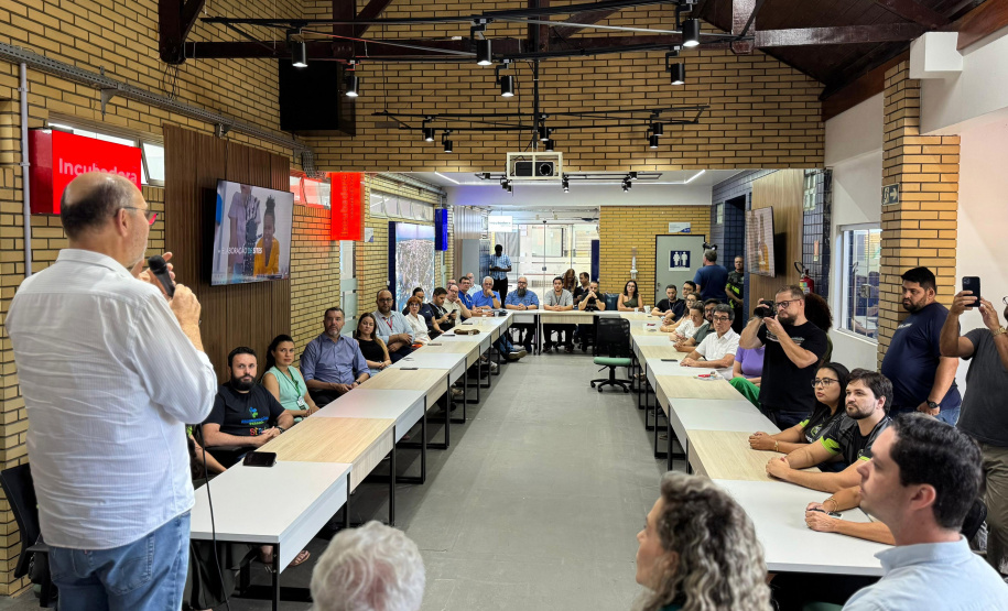 INOVAÇÃO: Estado entrega R$ 11,7 milhões em recursos do setor de inovação para municípios de Campo Mourão, Umuarama e região