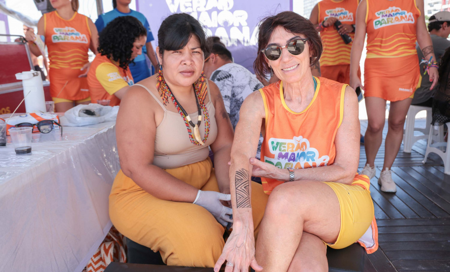 Verão Maior Paraná: oficina de pinturas corporais valoriza cultura indígena no litoral