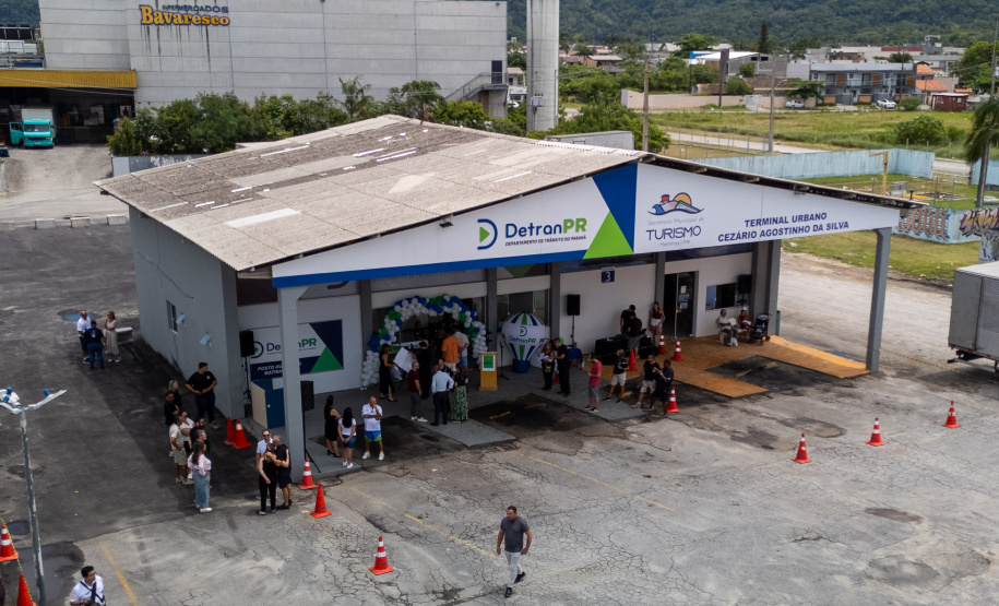 O vice-governador Darci Piana e o diretor-presidente do Detran-PR, Santin Roveda, inauguram nesta quinta-feira (15) o Posto Avançado do Departamento de Trânsito do Paraná (Detran-PR) em Matinhos. Foto: Geraldo Bubniak/AEN