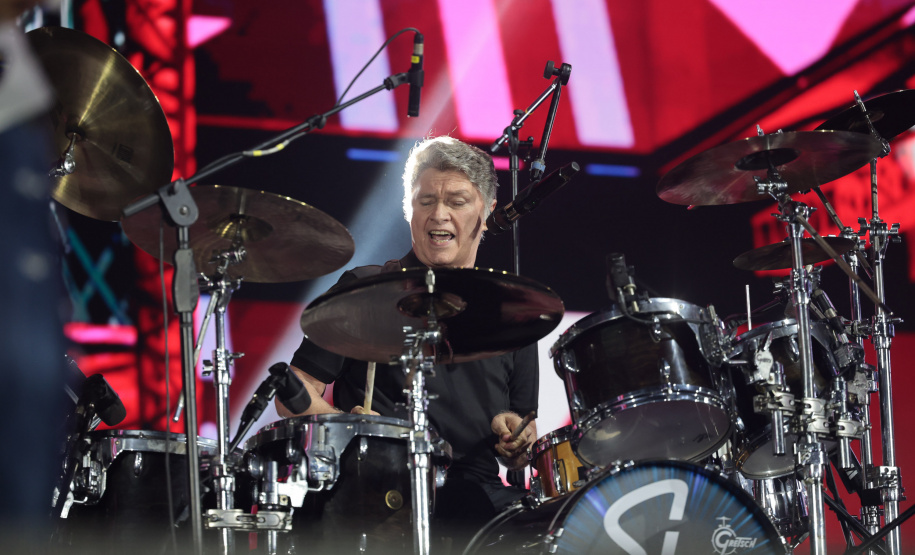 O grupo Roupa Nova durante a apresentacao do seu show dentro da programacao do Verao Maior Parana, em Matinhos - 15/02/2026 - Foto: Geraldo Bubniak/AEN