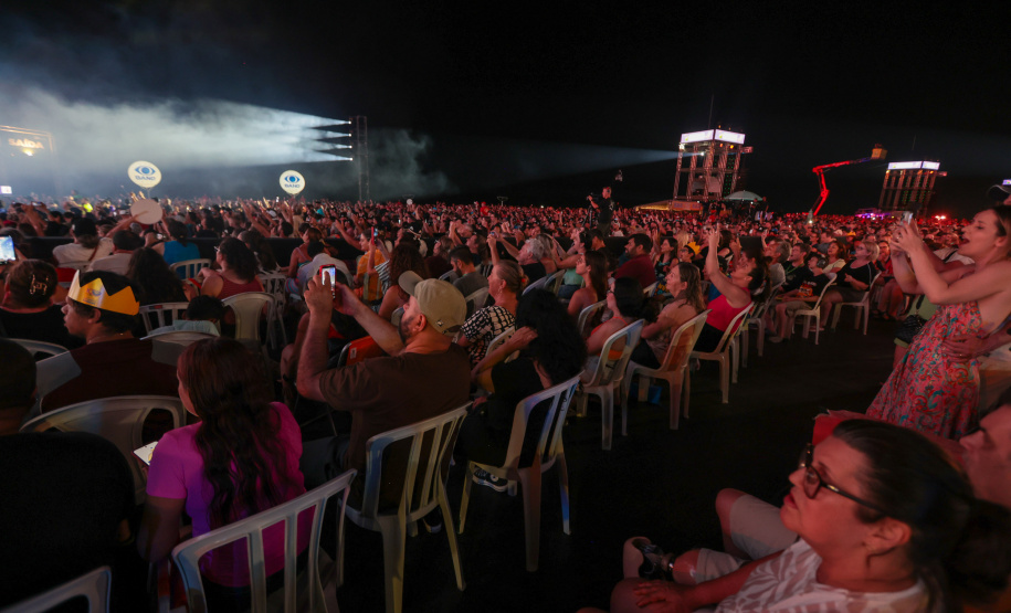 O grupo Roupa Nova durante a apresentacao do seu show dentro da programacao do Verao Maior Parana, em Matinhos - 15/02/2026 - Foto: Geraldo Bubniak/AEN