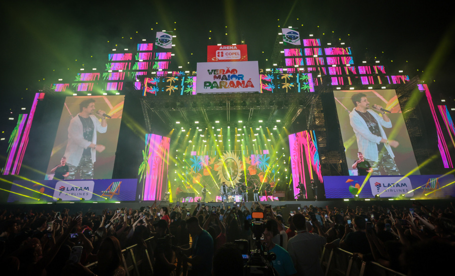 O grupo Roupa Nova durante a apresentacao do seu show dentro da programacao do Verao Maior Parana, em Matinhos - 15/02/2026 - Foto: Geraldo Bubniak/AEN