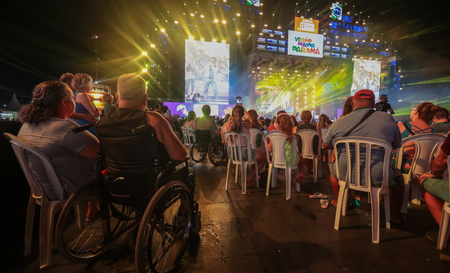 O grupo Roupa Nova durante a apresentacao do seu show dentro da programacao do Verao Maior Parana, em Matinhos - 15/02/2026 - Foto: Geraldo Bubniak/AEN