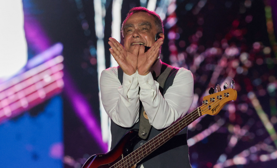 O grupo Roupa Nova durante a apresentacao do seu show dentro da programacao do Verao Maior Parana, em Matinhos - 15/02/2026 - Foto: Geraldo Bubniak/AEN