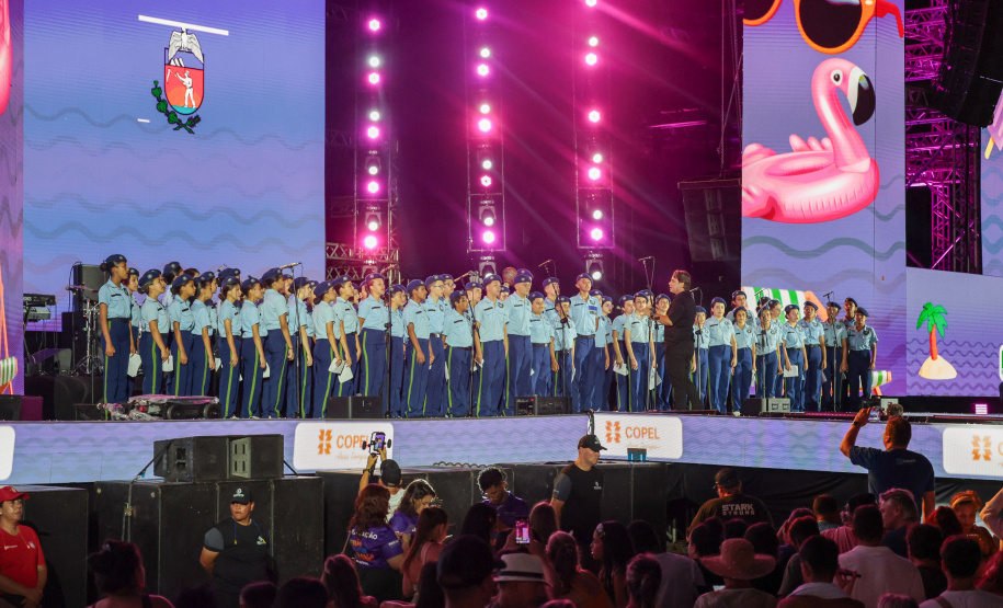 Coral do Colégio Cívico-Militar Professor Leandro Manuel da Costa