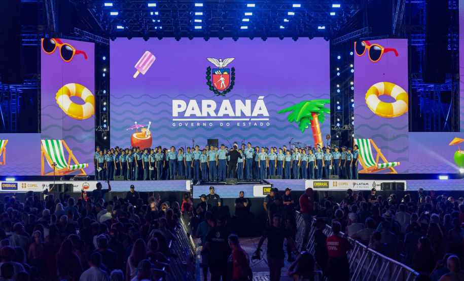 Coral do Colégio Cívico-Militar Professor Leandro Manuel da Costa