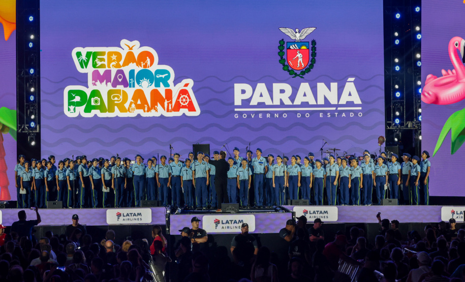 Coral do Colégio Cívico-Militar Professor Leandro Manuel da Costa