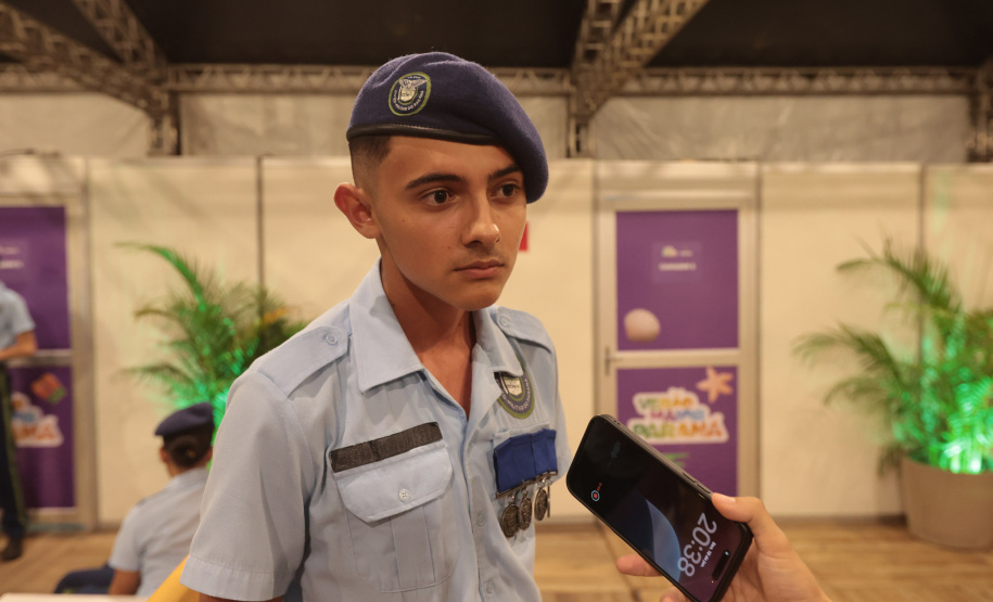 Coral do Colégio Cívico-Militar Professor Leandro Manuel da Costa