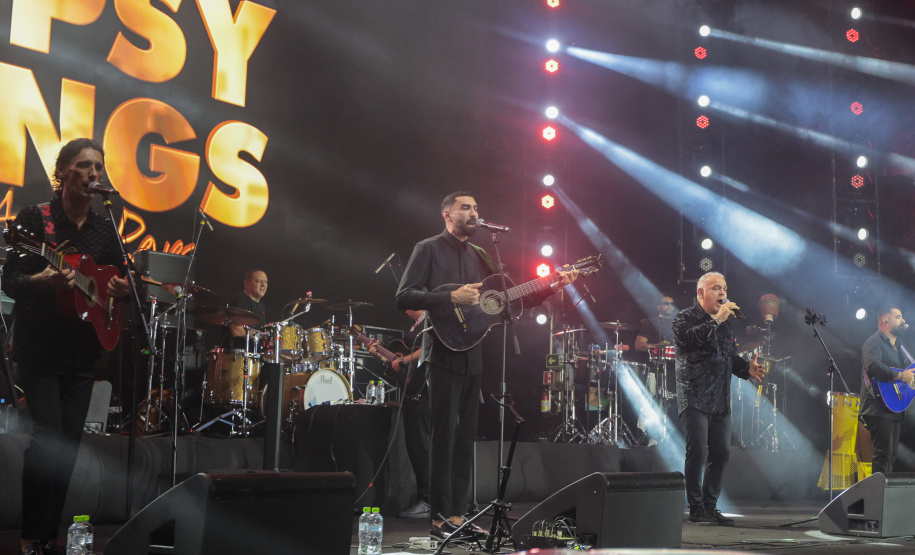 Gipsy Kings by Andre Reyes