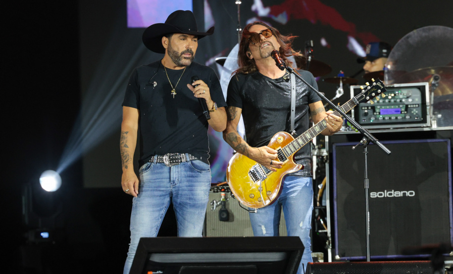 dupla Edson e Hudson