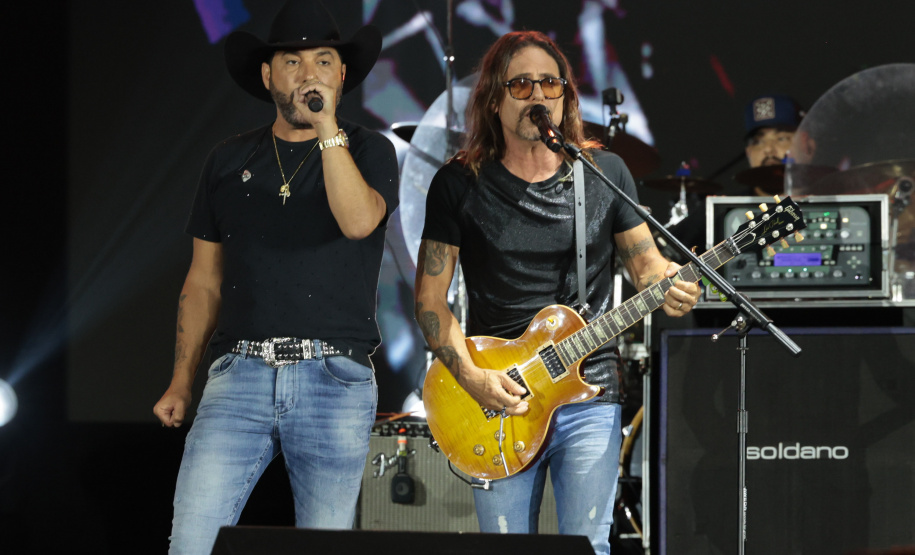 dupla Edson e Hudson