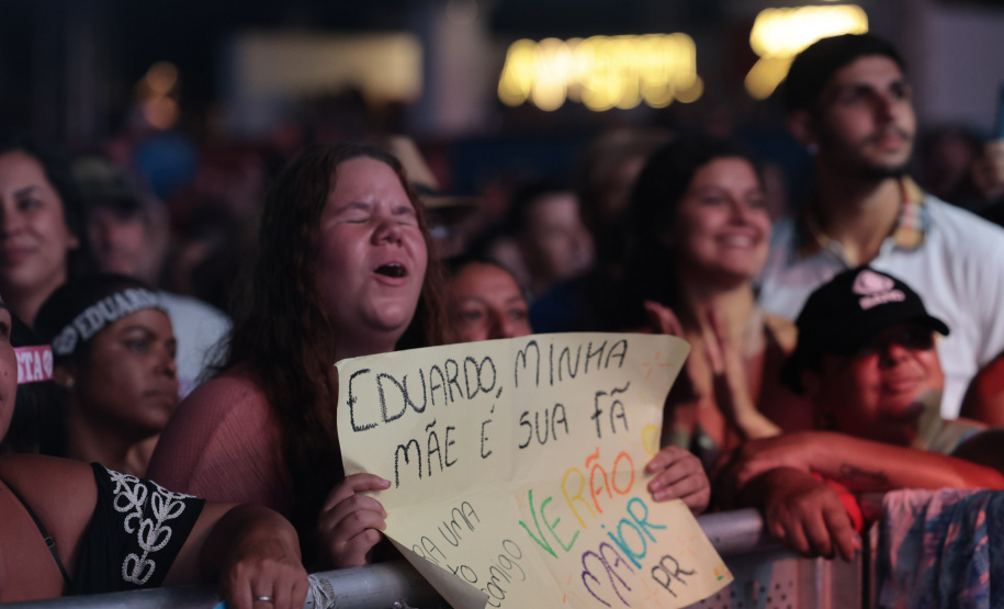 O cantor Eduardo Costa