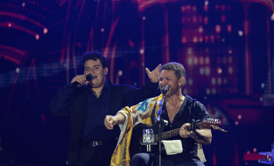 O cantor Eduardo Costa