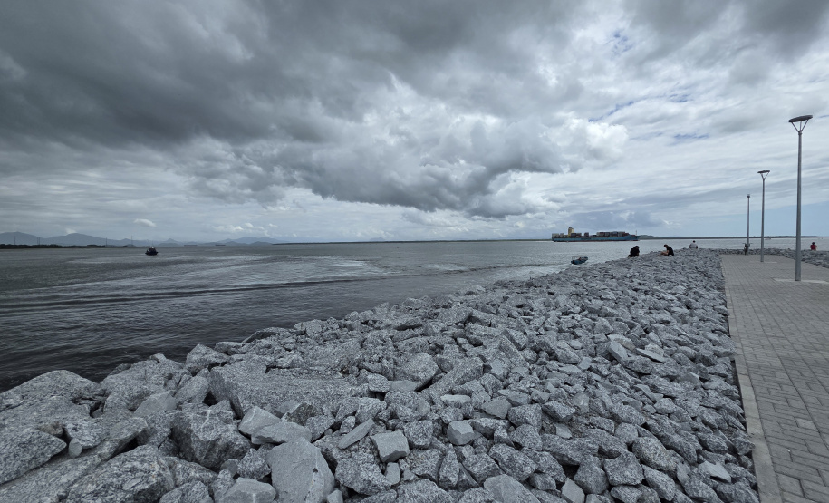 IAT - Molhe Pontal do PR