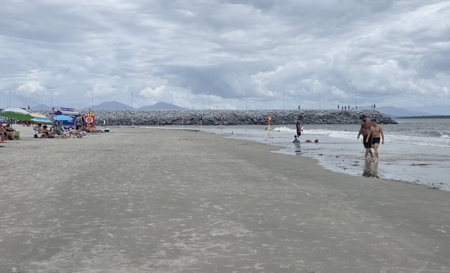 IAT - Molhe Pontal do PR