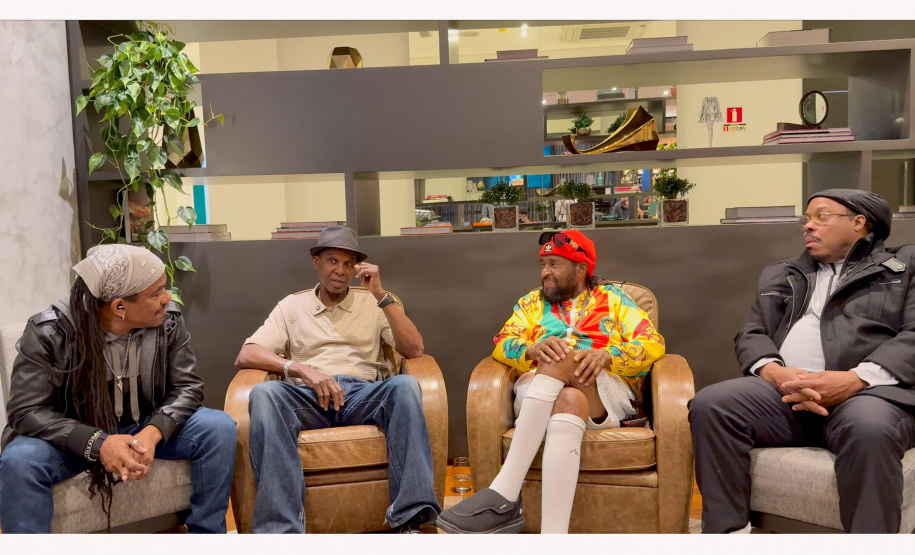 Banda Inner Circle entrevista hotel