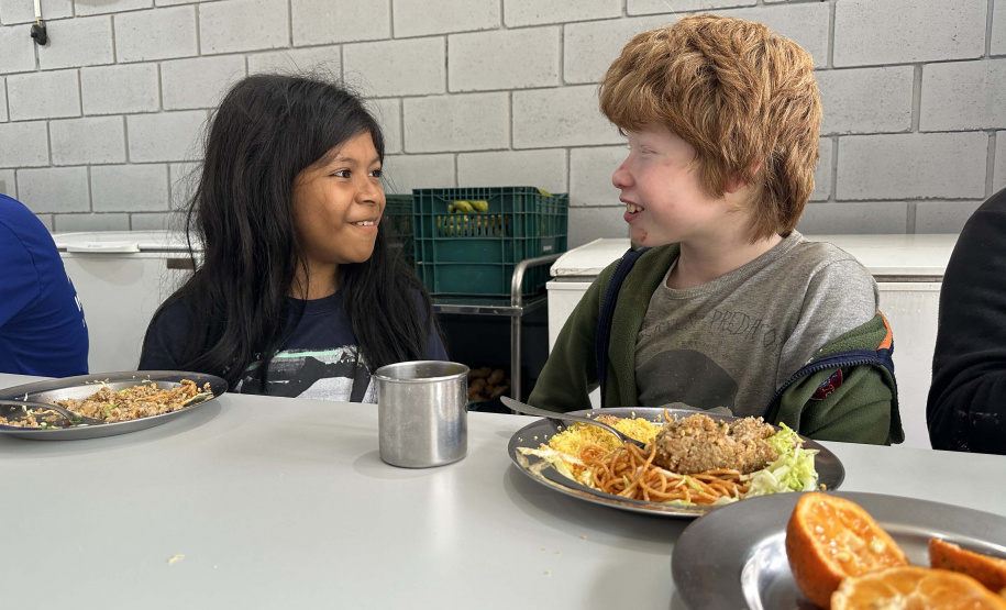 FUNDEPAR - Alimentação escolar no Paraná alia cultura, pesquisa e segurança nutricional