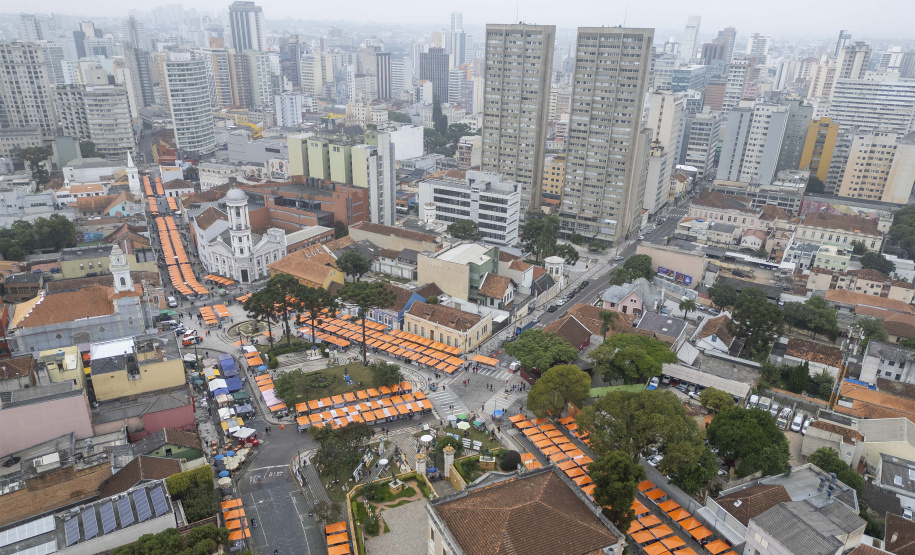 Cultura, história e arquitetura: roteiros que encantam turistas no Paraná