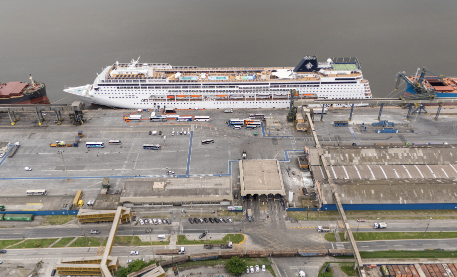 Porto de Paranaguá confirma a operação de navio de cruzeiro para a temporada 20262027