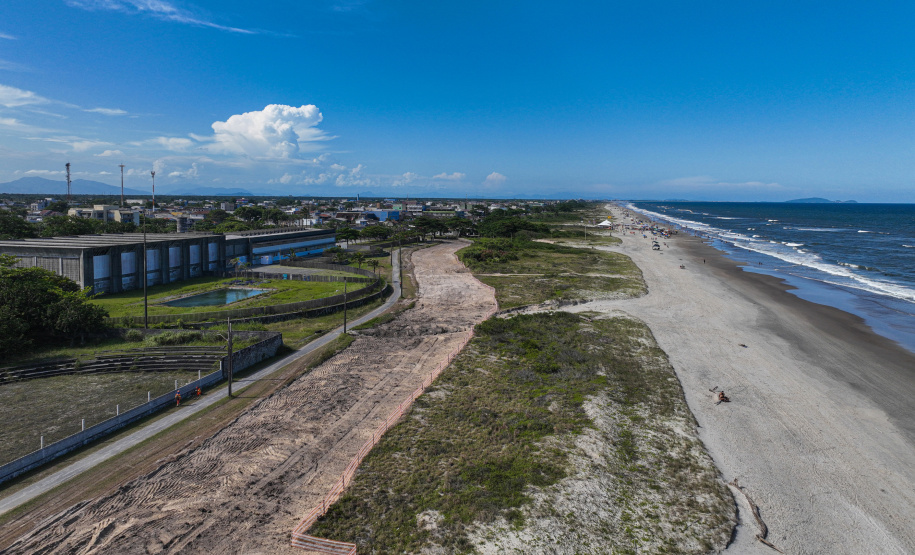 Já em andamento, obras de requalificação da orla de Pontal do Paraná vão melhorar balneários