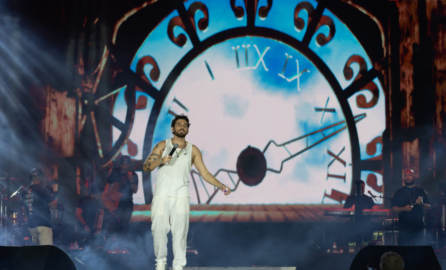 Shows Jiraya Uai e Gustavo Mioto