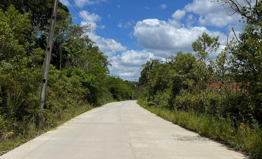 pavimentação em concreto da Estrada da América em Morretes.