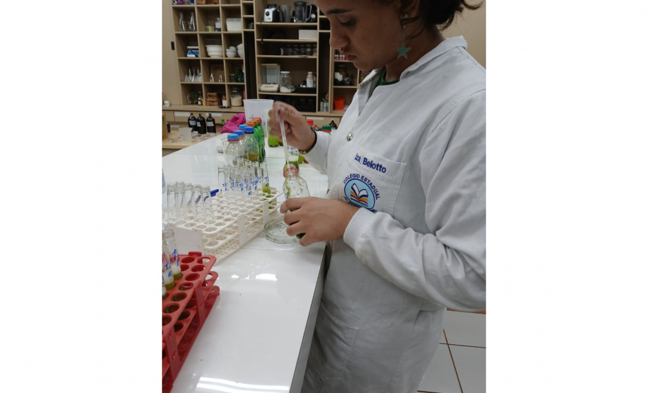 Projetos da rede estadual do Paraná são destaque na Febrace 2025