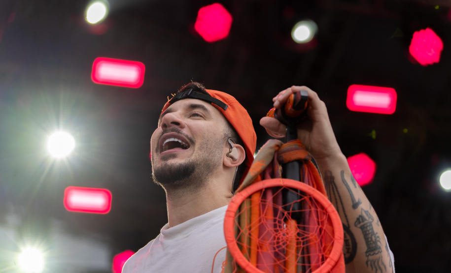 JEITO MOLEQUE E BELO