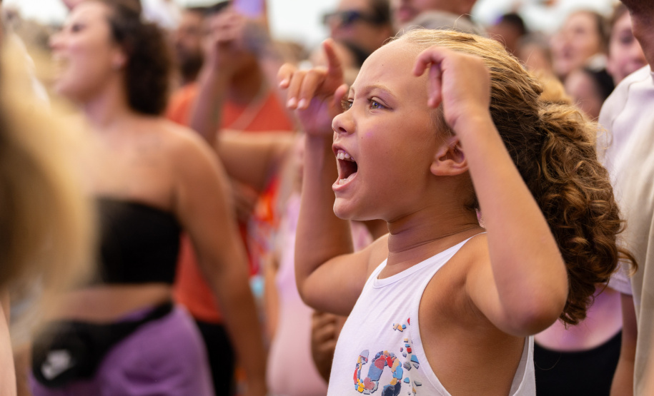 JEITO MOLEQUE E BELO