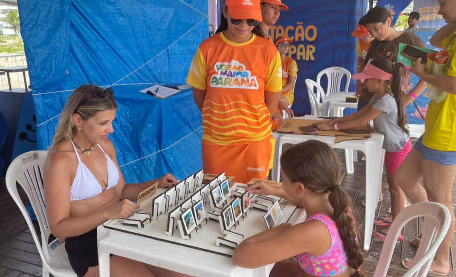 Posto de Atendimento de Caiobá amplia ações do Verão Maior e fortalece orientação turística aos veranistas