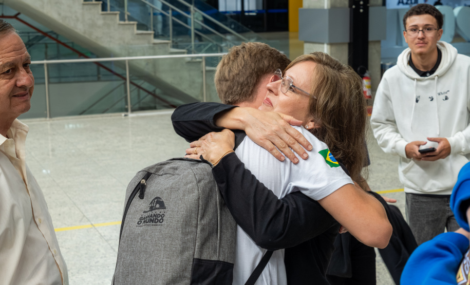 Viagem para a Irlanda: mais 30 alunos embarcam na maior edição do Ganhando o Mundo