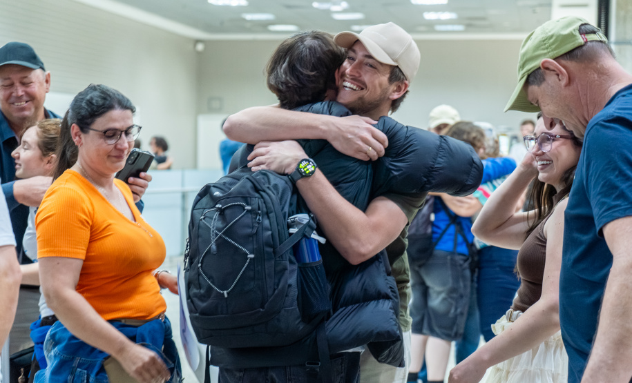 DESEMBARQUE GANHANDO O MUNDO